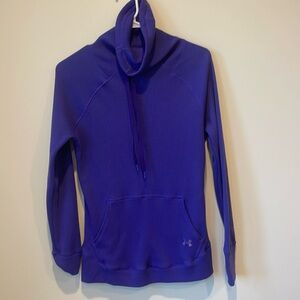 Under Armour Cold Gear purple thermal sweatshirt size medium
